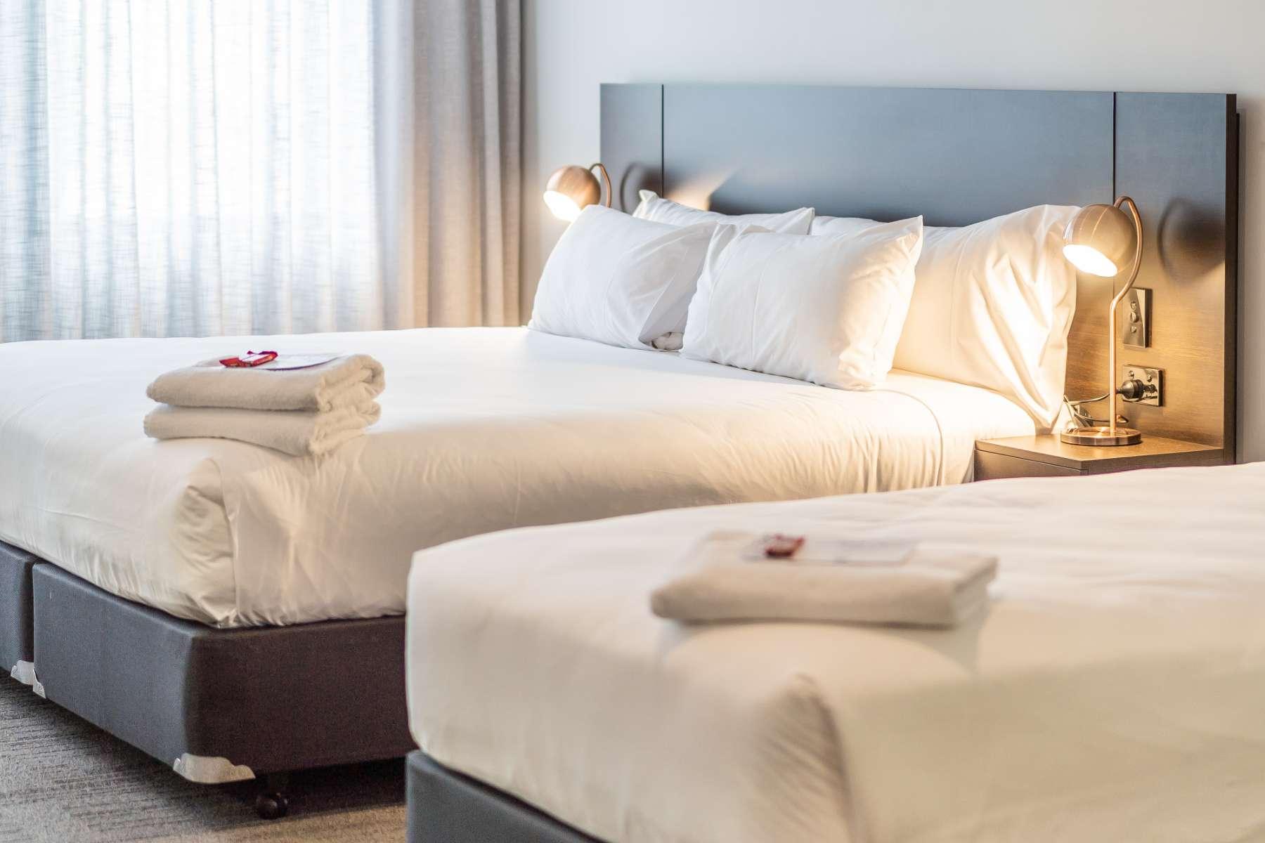 גרלדטון The Gerald Apartment Hotel מראה חיצוני תמונה