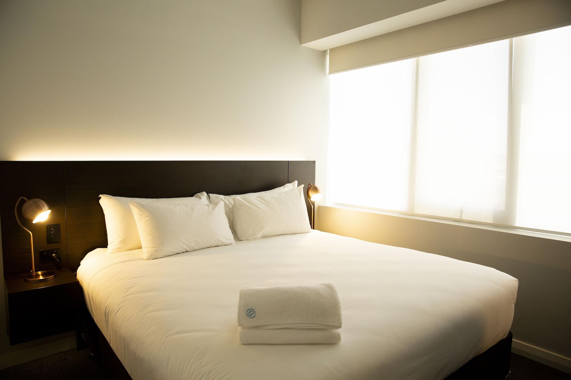 גרלדטון The Gerald Apartment Hotel מראה חיצוני תמונה