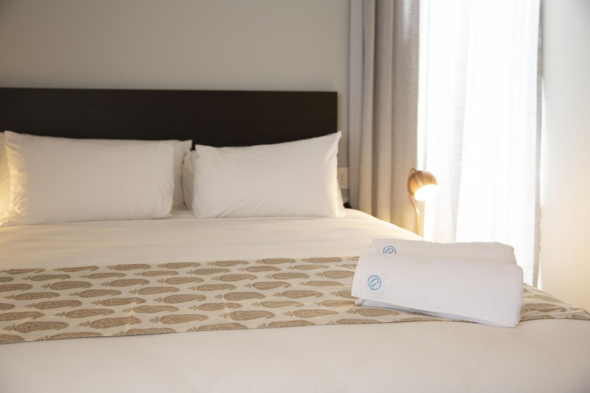 גרלדטון The Gerald Apartment Hotel מראה חיצוני תמונה