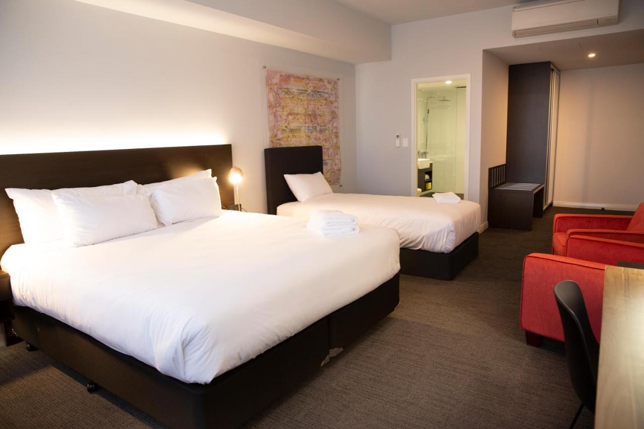 גרלדטון The Gerald Apartment Hotel מראה חיצוני תמונה