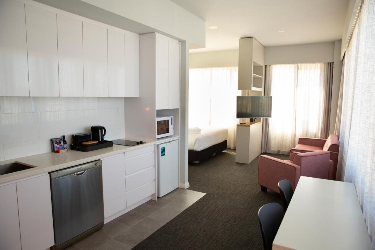 גרלדטון The Gerald Apartment Hotel מראה חיצוני תמונה
